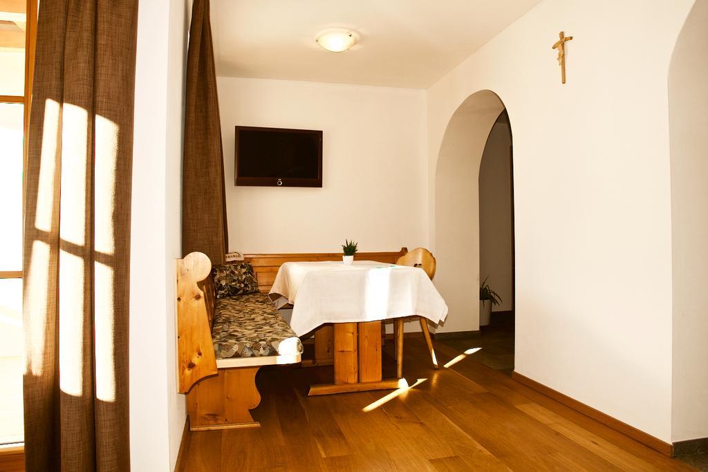 Putzerhof Apart otel Funes  Dış mekan fotoğraf
